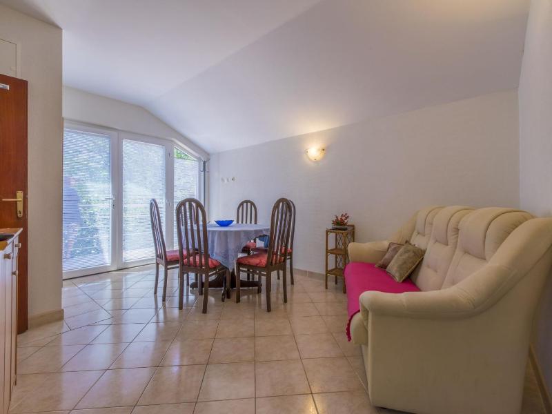 Apartments Vilma - image 12