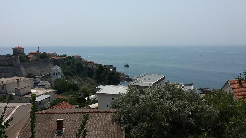 Apartment with Sea View image 2