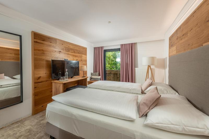 Suite with Balcony and View image 1