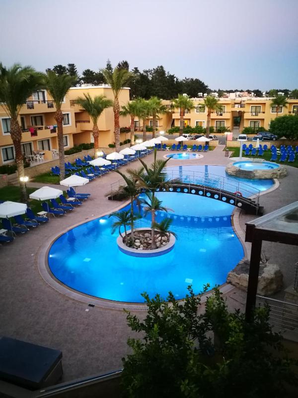 Pagona Holiday Apartments - image 1