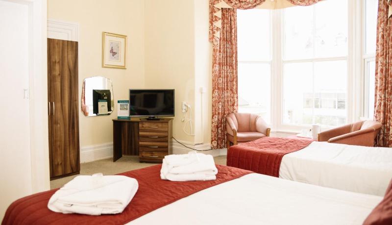 Double Room image 2