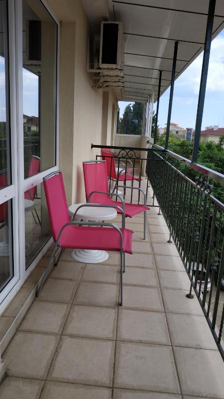 Deluxe Triple Room image 4