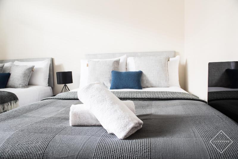 Studio Apartment image 3