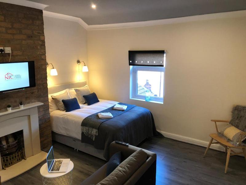 Studio Apartment image 1