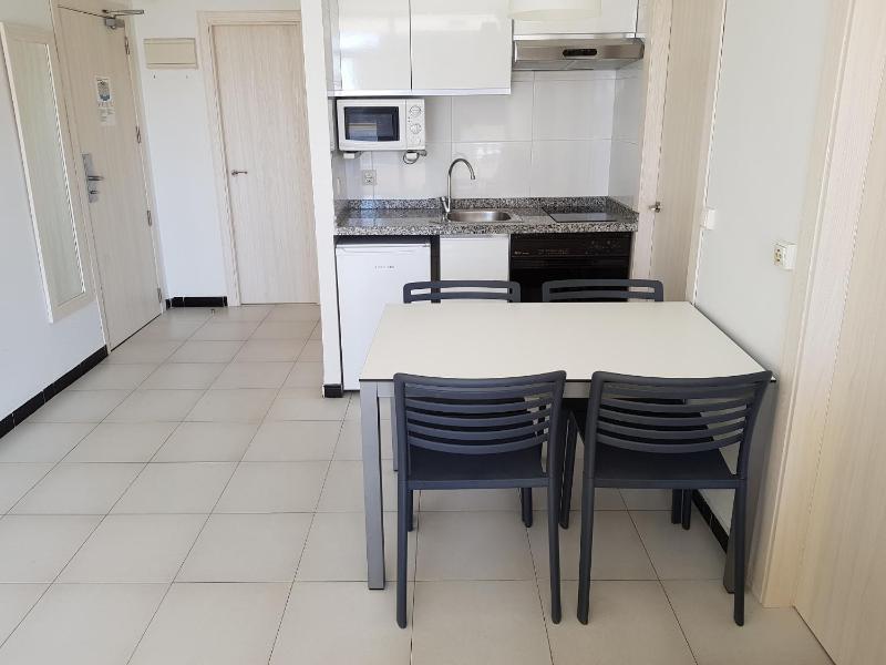 Apartamentos Maria Victoria - image 6