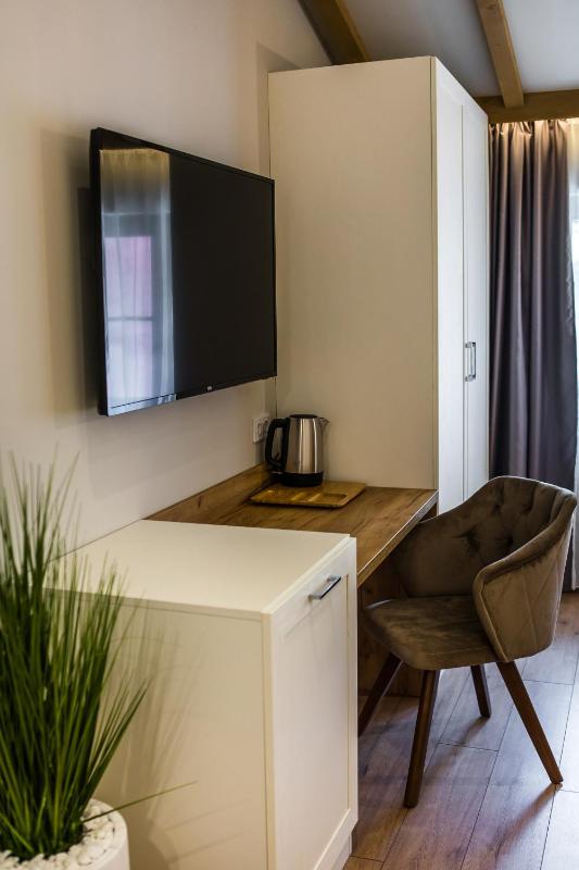 Superior Double Room image 3