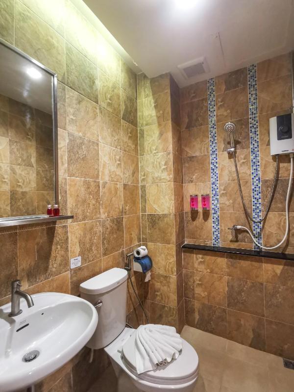 Standard Double Room image 2