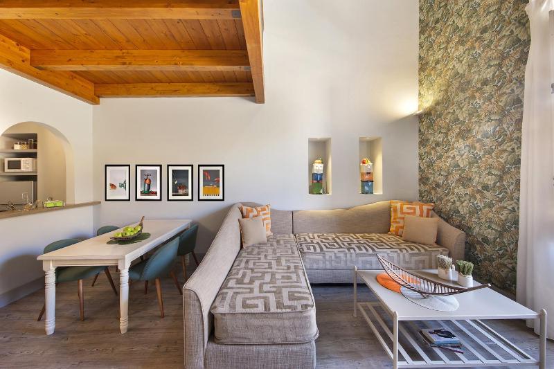 Amore Rentals - Casa La Maisonette - image 5