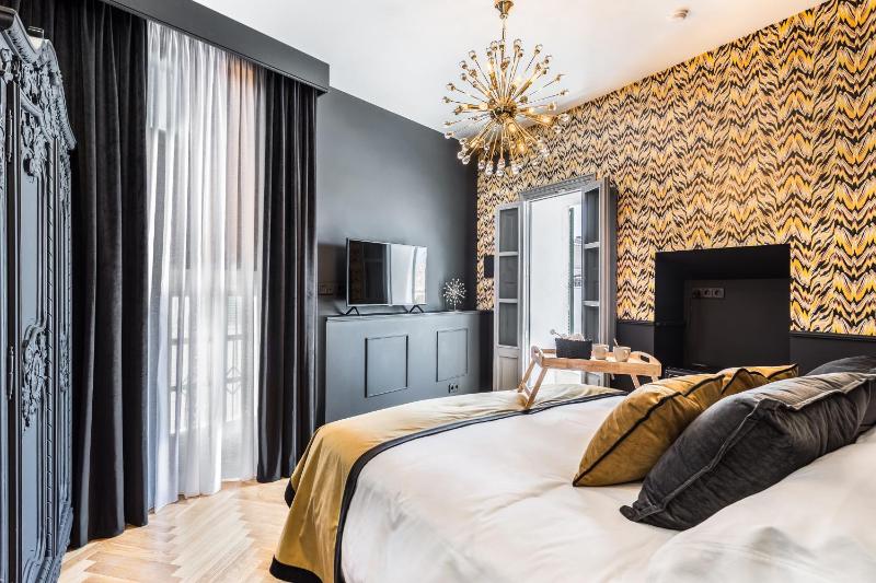 Superior Double or Twin Room with Terrace image 4