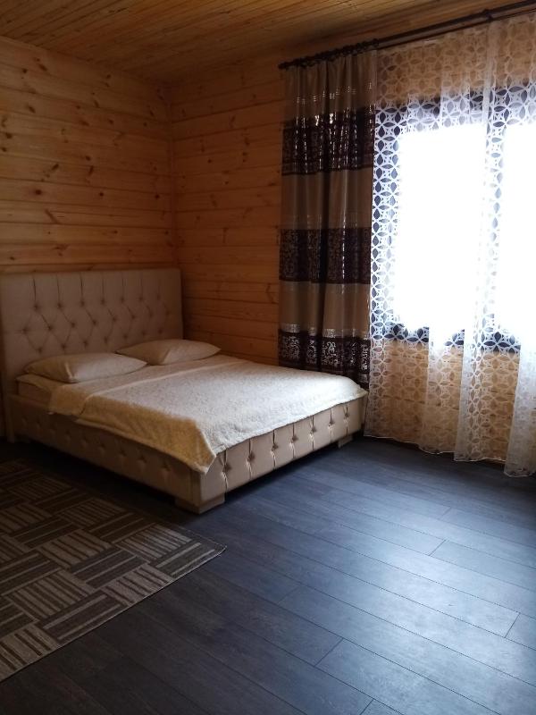 Twin Room with Bathroom image 3