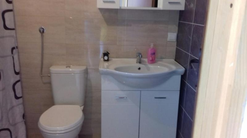 One-Bedroom House image 3