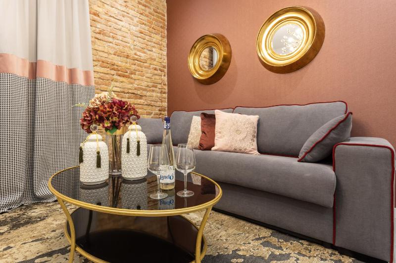 Superior Two-Bedroom Apartment image 4