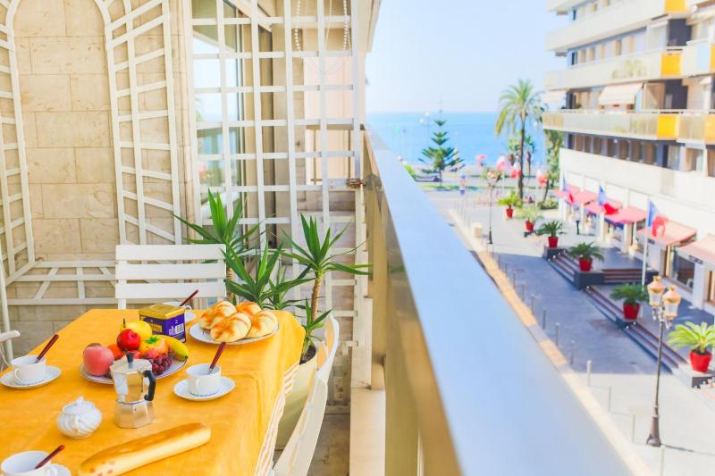 MASSENET VIEW AP4168 Nice by Riviera Holiday Homes - image 10