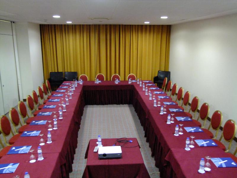 Skyna Hotel Luanda - image 14