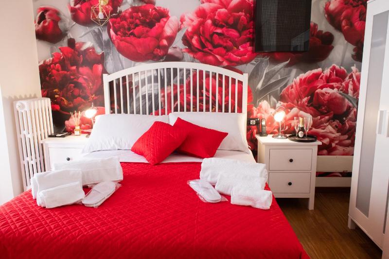 Standard Double Room with Balcony image 1