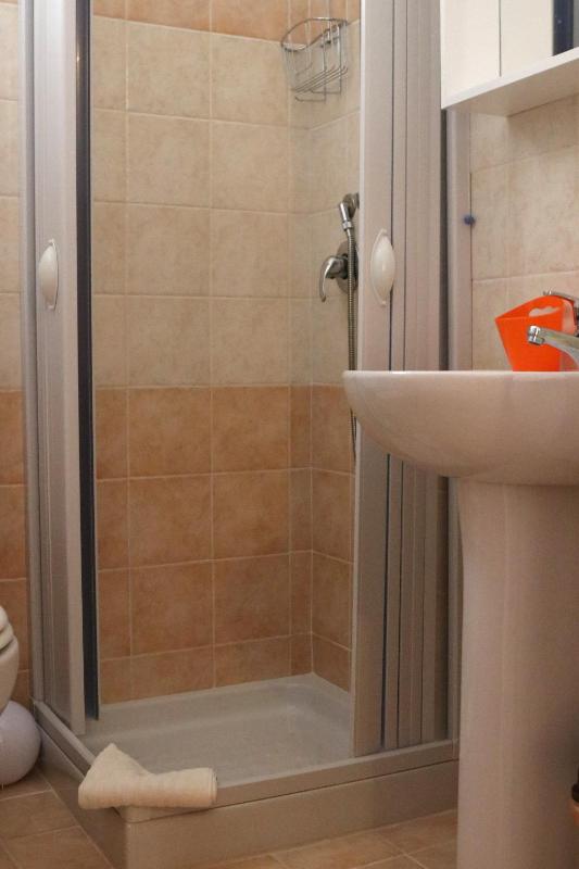 Double Room with Private Bathroom image 3