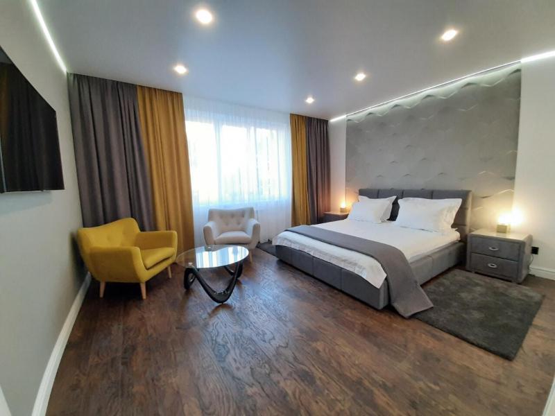 One-Bedroom Apartment image 1