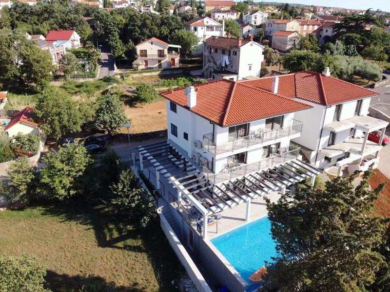 Villa image 4