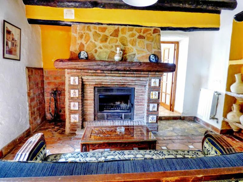 Five-Bedroom Villa image 3