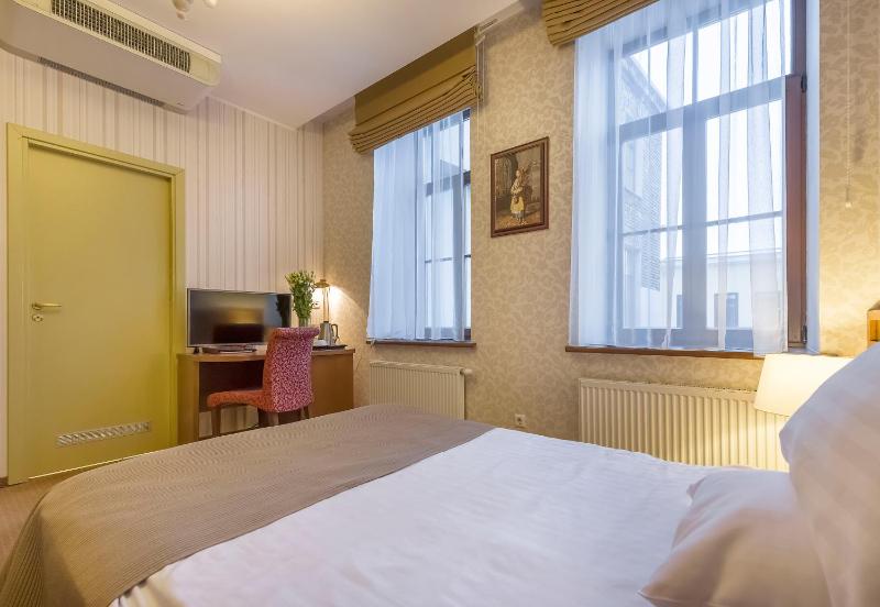 Single Room image 2