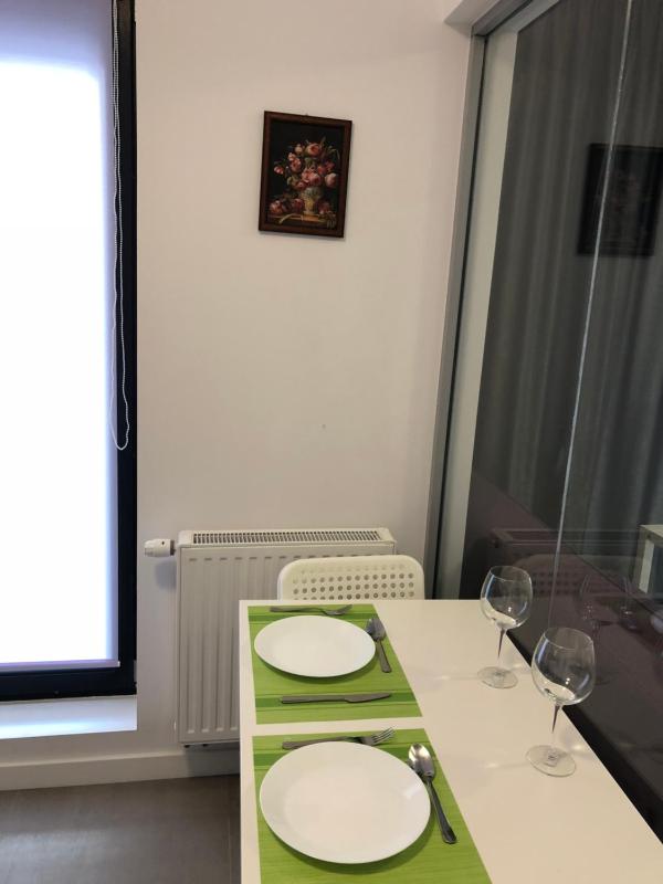 Studio Apartment image 3