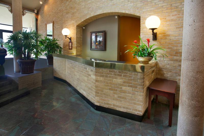 The Crockett Hotel - image 18