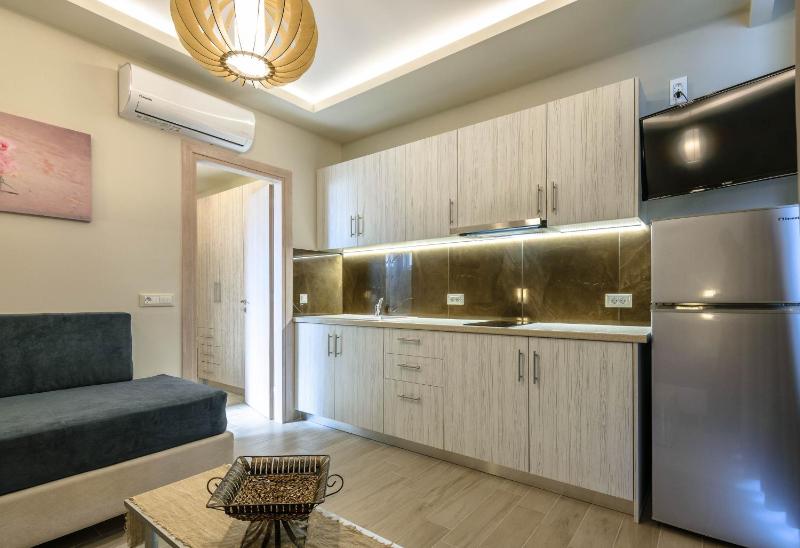 Superior Apartment image 2