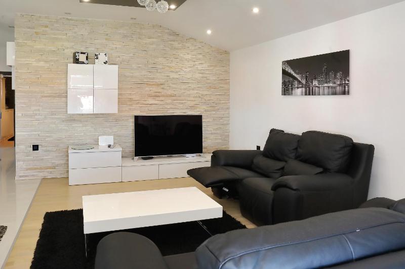 Apartments Neli - image 19