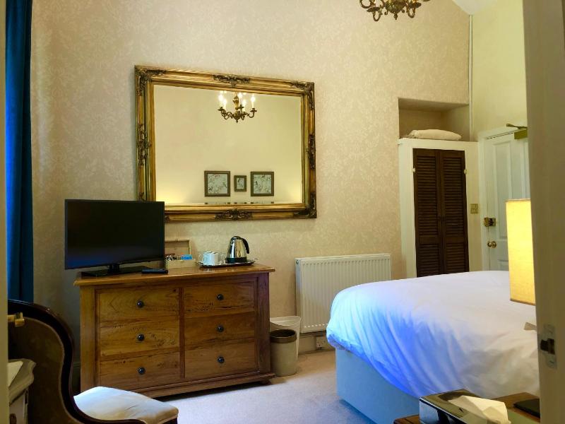 Superior Double Room image 2