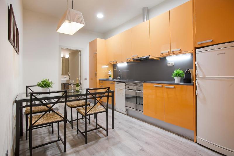 One Bedroom Apartment 2 image 2