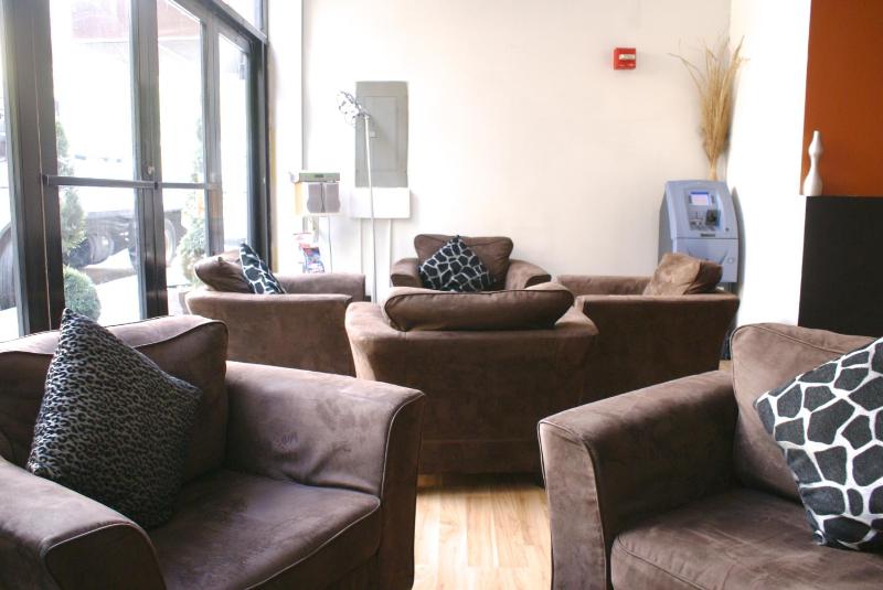 Off SoHo Suites Hotel - image 8