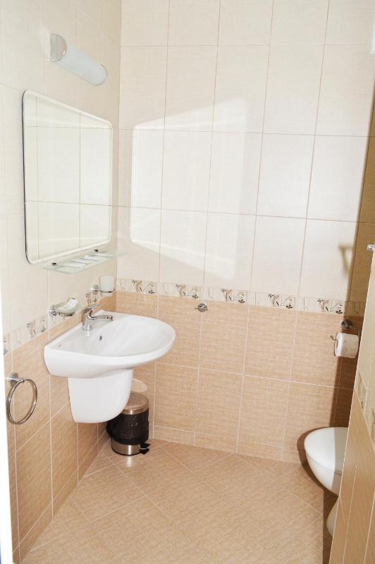 Apartment image 2