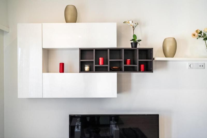 Three-Bedroom Apartment image 3