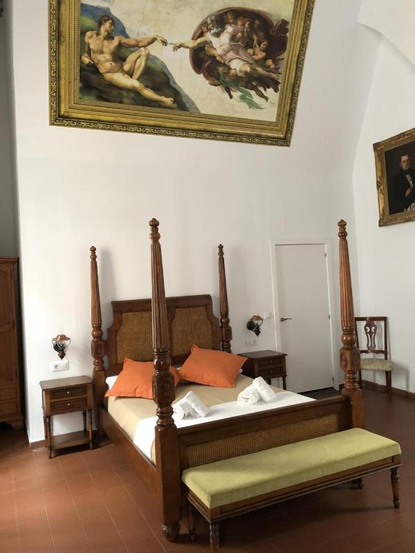 Junior Suite with Balcony image 3