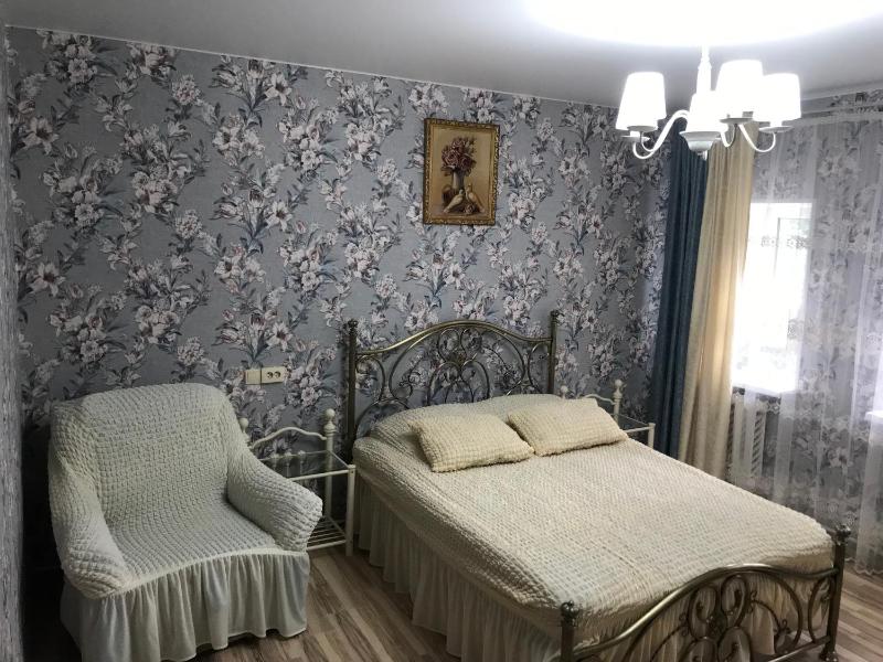 Three-Bedroom House image 3