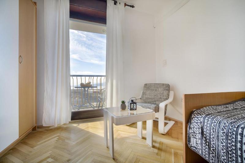 Two-Bedroom Apartment with Balcony and Sea View image 2