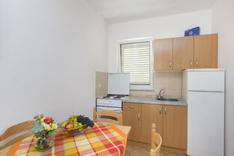 One-Bedroom Apartment with Balcony image 2