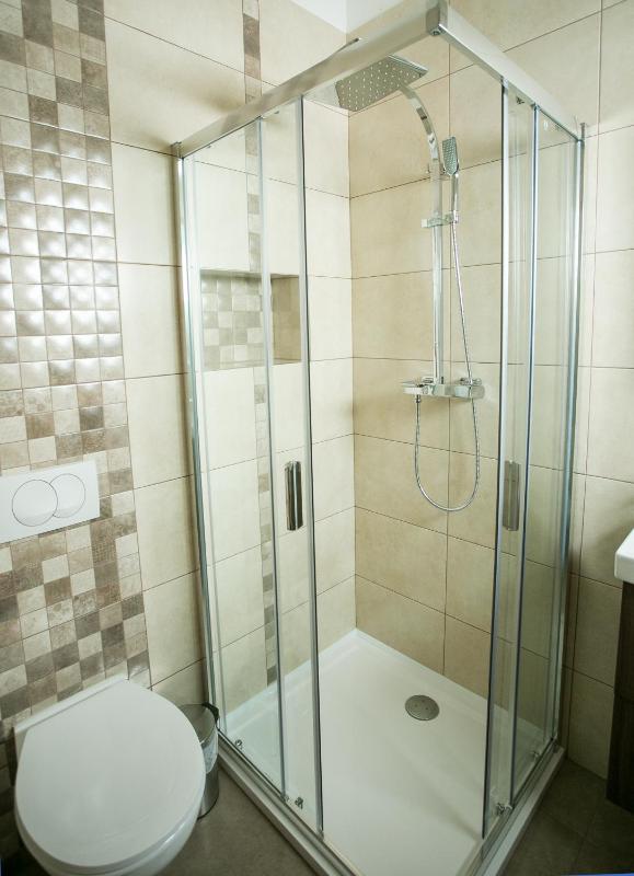 Deluxe Room image 3