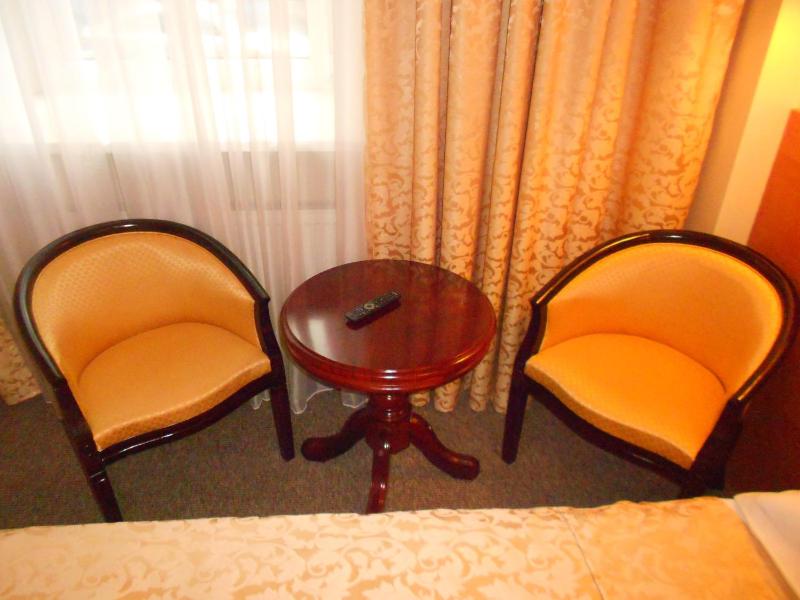 Double Room image 4