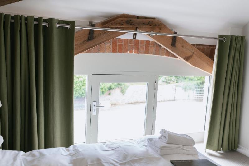 Double Room with Private Bathroom image 4