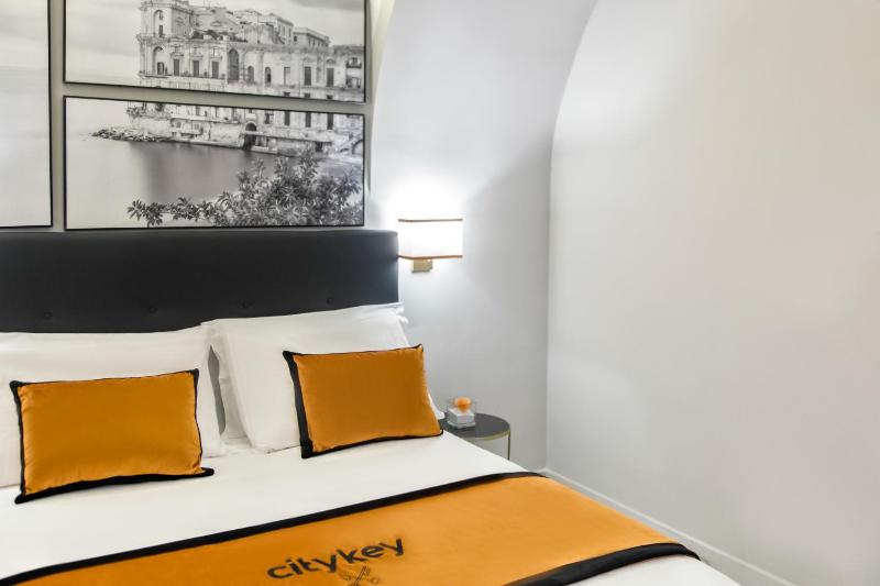 Citykey Napoli - Bed & Breakfast - image 2