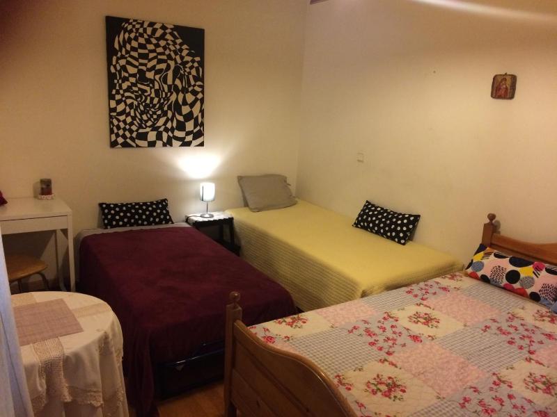 Economy Quadruple Room with Shared Bathroom image 3
