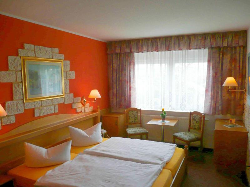 Double Room image 1