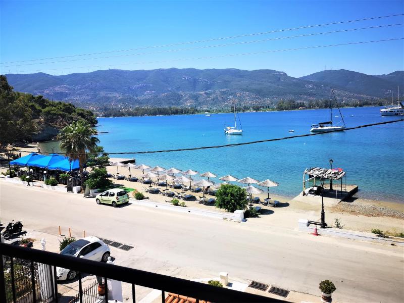 Apartment with Sea View image 4