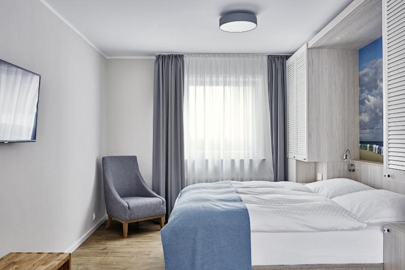 Large Comfort Double Room image 2