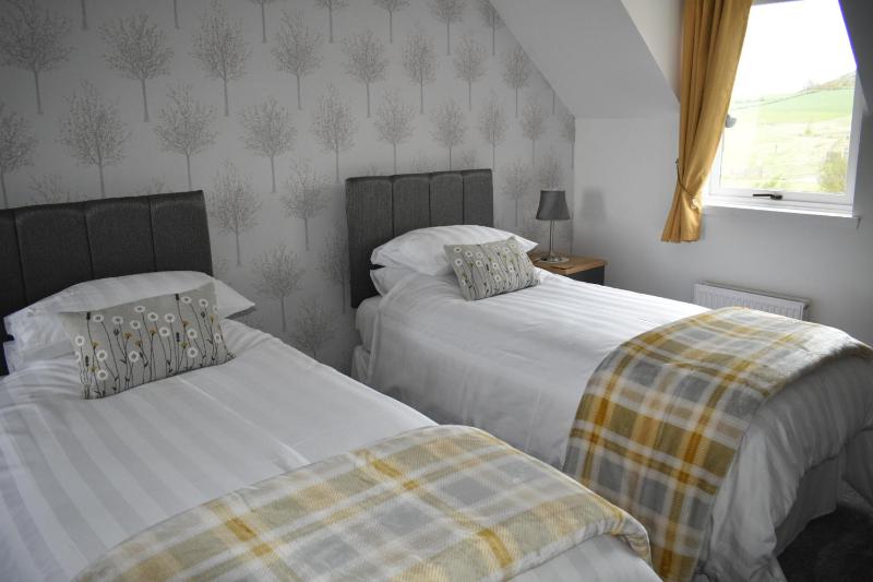 Twin Room with Sea View image 2
