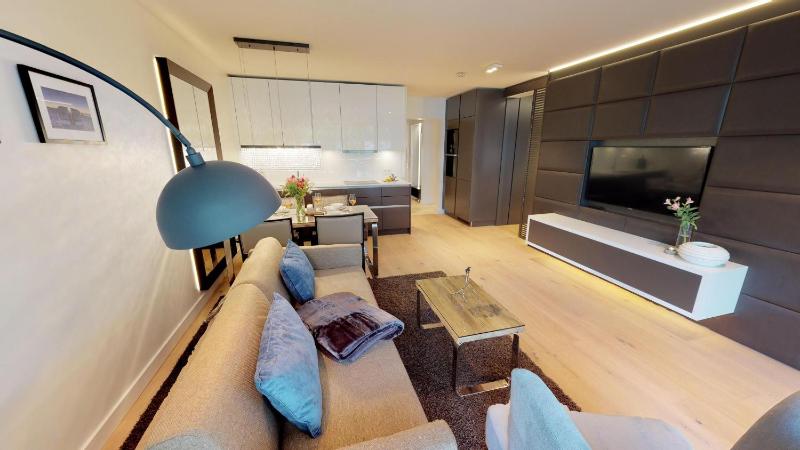White Pearl Apartment 1.12 - image 3