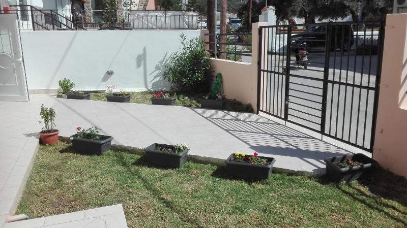 Alexandros Guest House - image 23