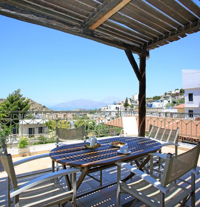 Seven -Bedroom Villa image 3