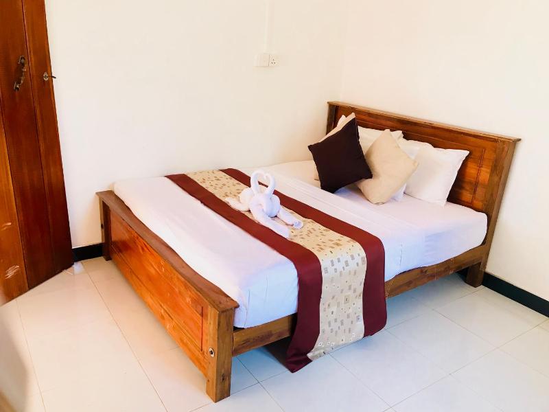 Trinco Relax Hut - image 19